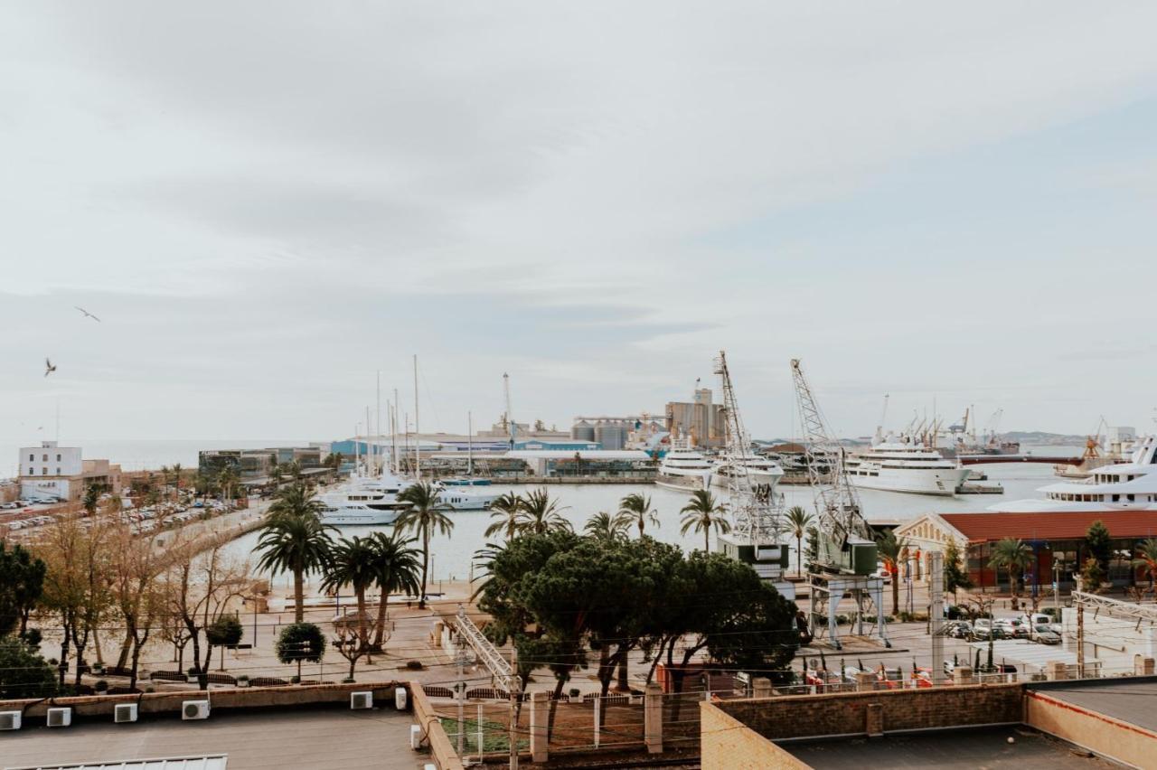 Port Plaza Apartments Tarragona Exterior photo